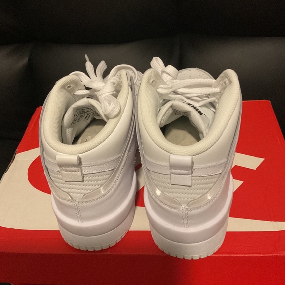 Women Nike Dunk High Low Summit White/ White Sail Size 8 - Picture 3 of 8